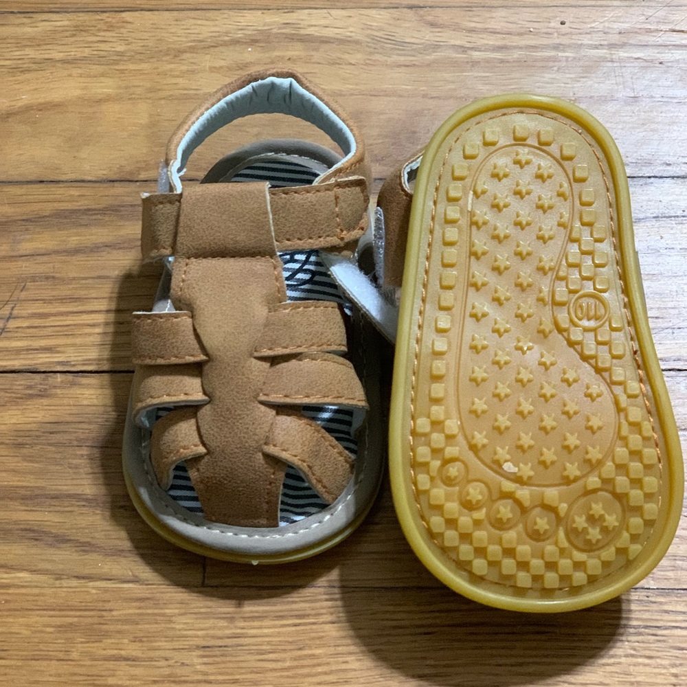 Sandal